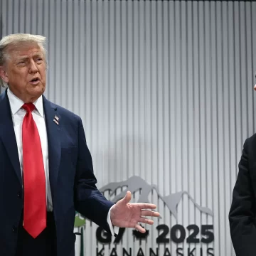 Donald Trump Announces 35% Tariff on Canadian Imports Starting August 1