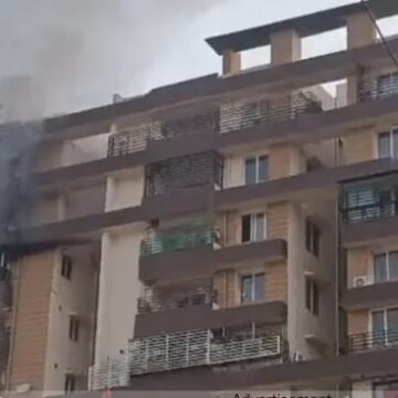 FIRE-1-e1718858413112 Fire Erupts, Causing Panic in Residential Complex at Satya Vihar, Bhubaneswar