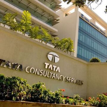 TCS to Lay Off 12,000 Employees Amid Business Transformation: Impact on Pune’s IT Hubs