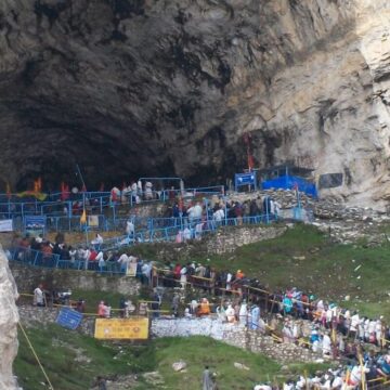Amarnath Yatra has suspended from the Pahalgam and Baltal base camps today due to heavy rainfall