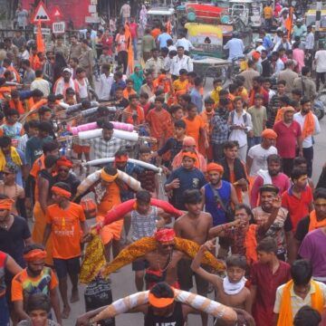 3 individuals held with illegal drugs along the Kanwar Yatra route in UP’s Muzaffarnagar