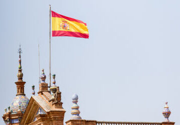 spain-officially-launched-digital-nomad-visa,-indians-pay-₹7,100-as-application-fee
