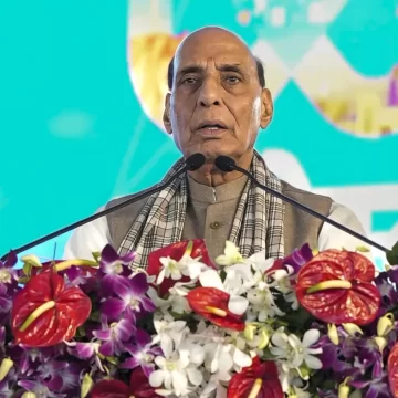 Rajnath Singh Calls Asim Munir’s ‘Dumper’ Comment a Confession, Highlights India’s Economic Strength