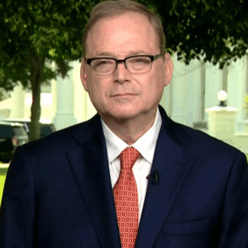 Trump Economic Adviser Issues Stern Warning: “If India Doesn’t Budge, Trump Won’t Either” Amid 50% Tariffs