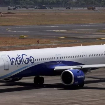 IndiGo A321 Tail Scrapes Runway During Go-Around at Mumbai Airport
