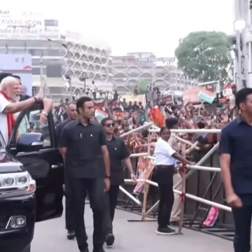 PM Modi Inaugurates Rs 5,400 Crore Development Projects After Grand Roadshow