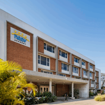 Bengaluru Grade 1 Fee of ₹7.35 Lakh Fuels National Debate on Education and Affordability