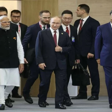 PM Modi Addresses SCO Summit in Tianjin; Holds Key Talks with Xi Jinping and Vladimir Putin