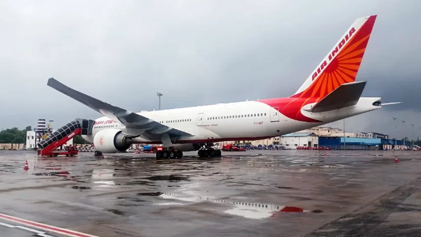 Air India Delhi–Singapore Flight Delayed Due to Cabin Cooling Issue, Departs After Aircraft Change