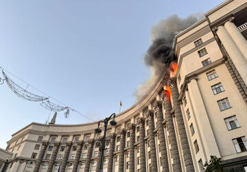 three-people-killed,-cabinet-of-ministers-building-damaged-in-russian-strike:-zelensky
