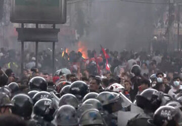 violence-escalates-in-nepal:-ministers-attacked,-parliament,-supreme-court-set-ablaze