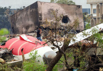 families-of-four-ahmedabad-plane-crash-victims-sue-boeing,-honeywell-in-the-us