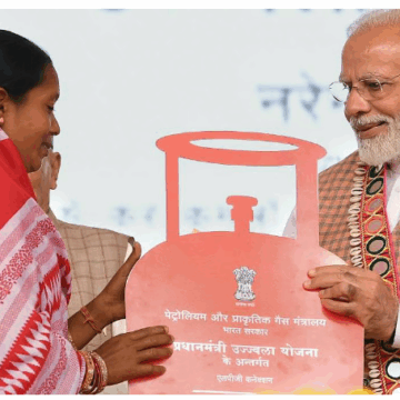 PM Ujjwala Yojana Expands, Adds 2.5 Million New Beneficiaries Bringing Total to 105.8 Million Households