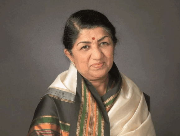 When Lata Mangeshkar Revealed She Was Slowly Poisoned by a Servant, But Chose Silence