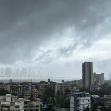 Mumbai Braces for Ganpati Visarjan Amid IMD Yellow Alert and Heavy Rain Forecast