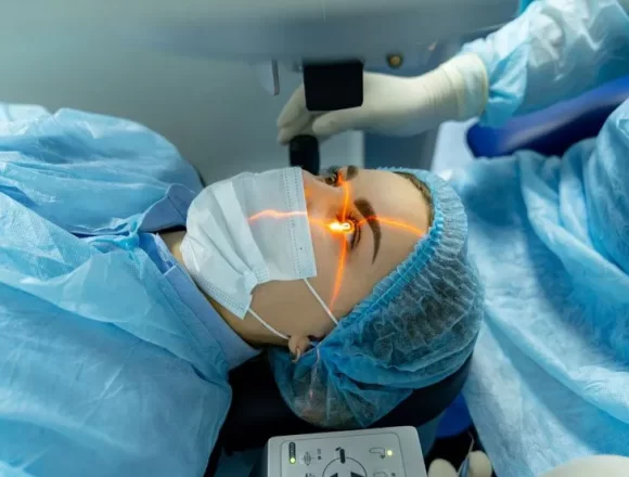 Understanding SILK Eye Surgery: A Flapless Laser Technique for Clear Vision