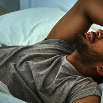 Poor Sleep, Snoring, Insomnia: How They May Accelerate Brain Aging and Raise Dementia Risk